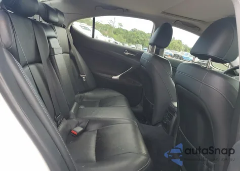 2012 Lexus Is 350 z USA, uszkodzony, nr VIN JTHCE5C20C5002247